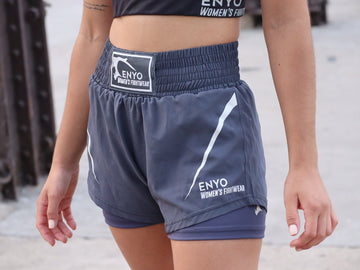 Short de boxe gris